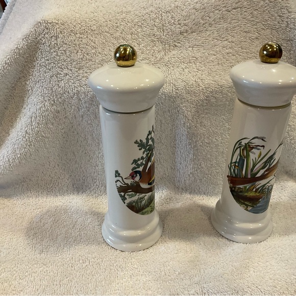 Birds of Britain Salt and Pepper Grinders - Picture 3 of 6